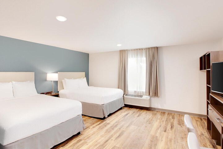 Room 27 of 40