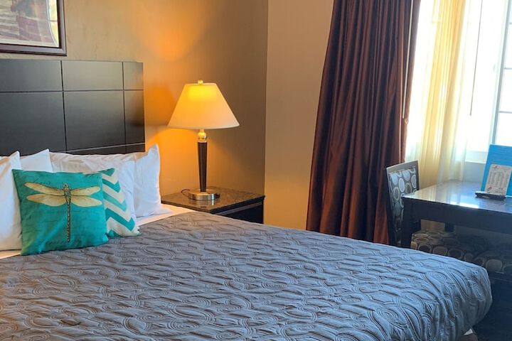 Room 30 of 54