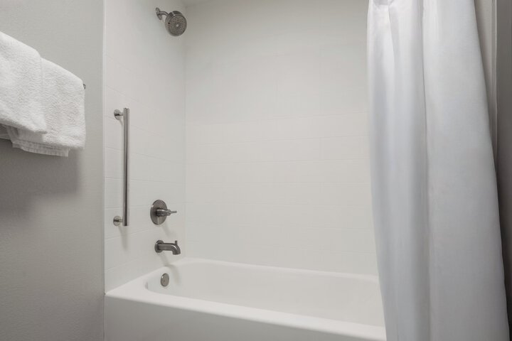 Holiday Inn Express Tifton by IHG