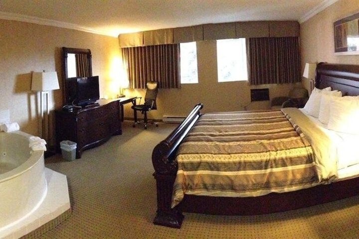 Room 33 of 58