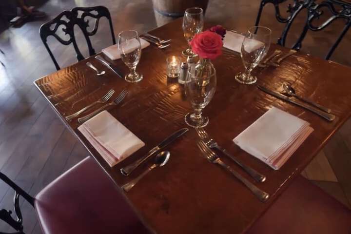 Dining 42 of 64