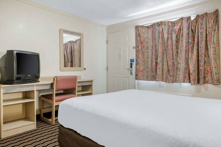 Room 26 of 36