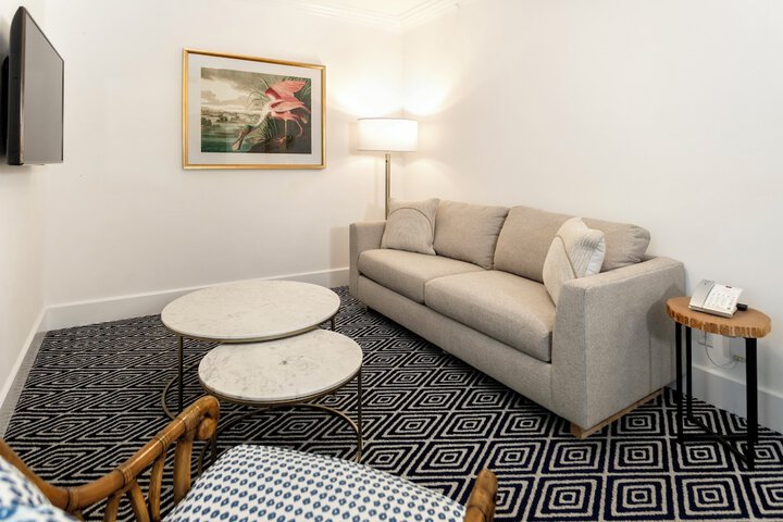 Room 49 of 119