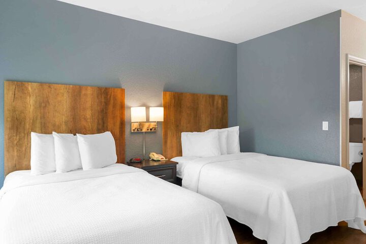 Room 21 of 35