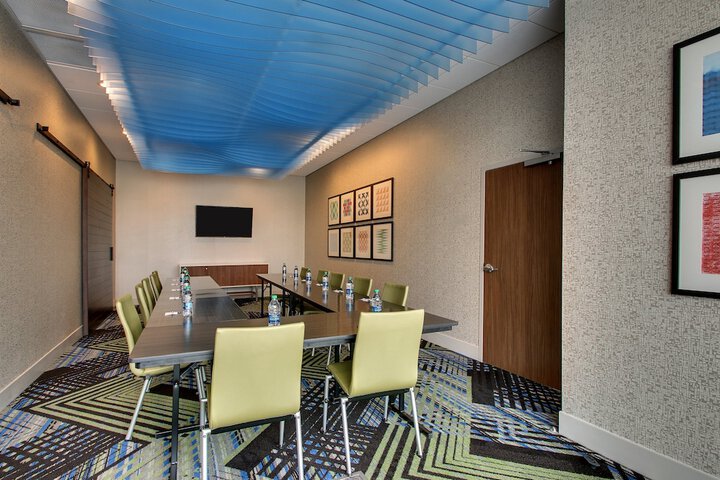 Holiday Inn Express & Suites Findlay North by IHG