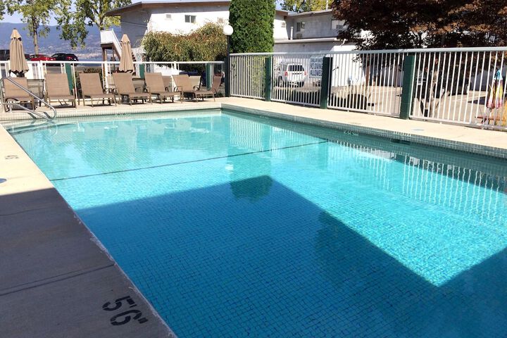 Golden Sands Resort Motel