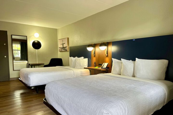 Room 22 of 32