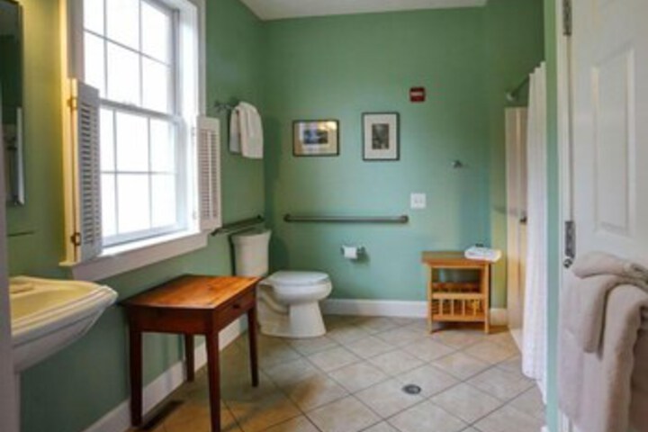 Bed & Breakfast at the Rock Garden