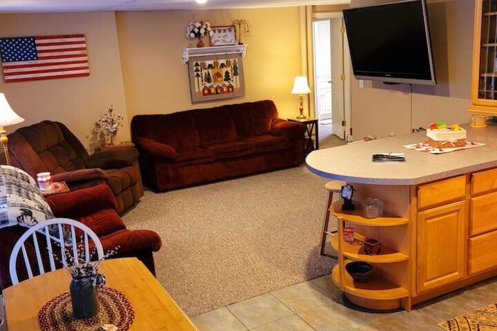 Room 16 of 38