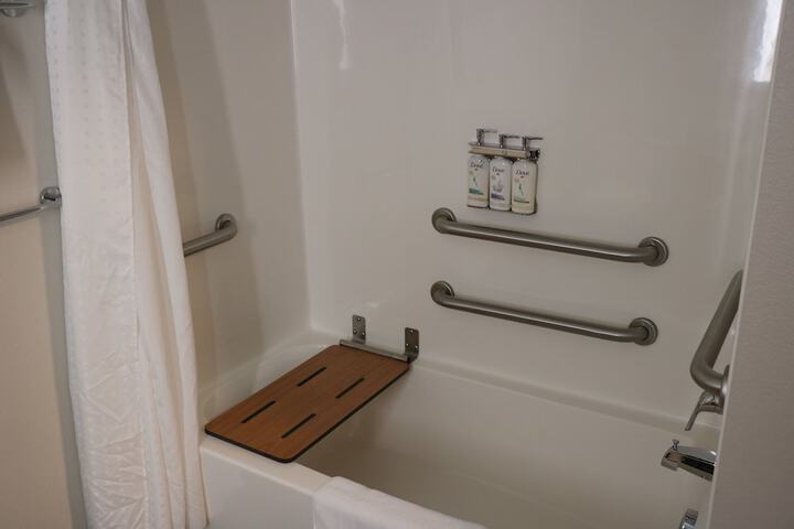 Room 108 of 145
