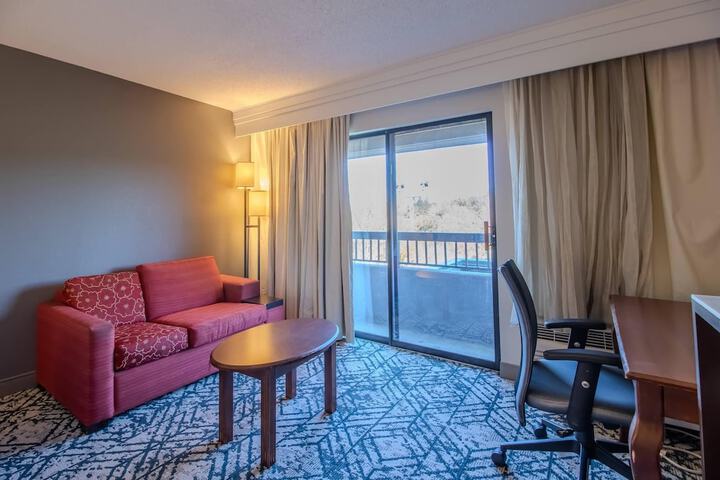 Country Inn & Suites by Radisson Convention Center