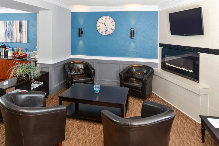 Hotel Interior 6 of 21