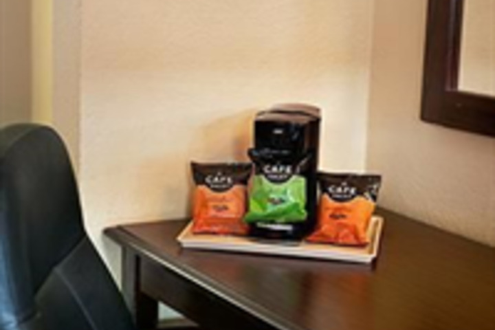 SUPER 8 BEACHWOOD CLEVELAND AREA