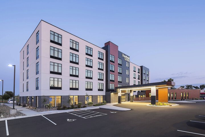 Fairfield Inn & Suites by Marriott Minneapolis North / Blaine