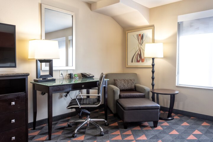 Room 43 of 89