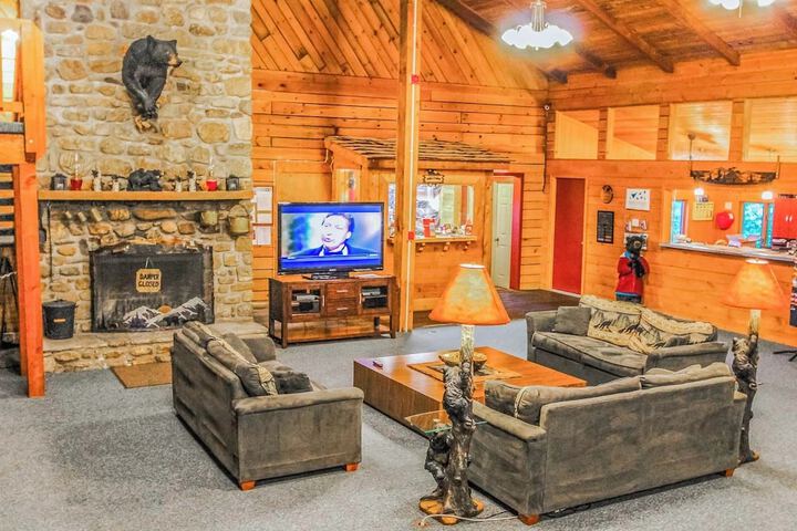 Smoketree Lodge