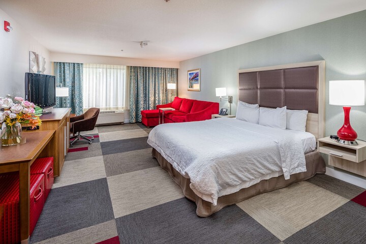 Room 15 of 60
