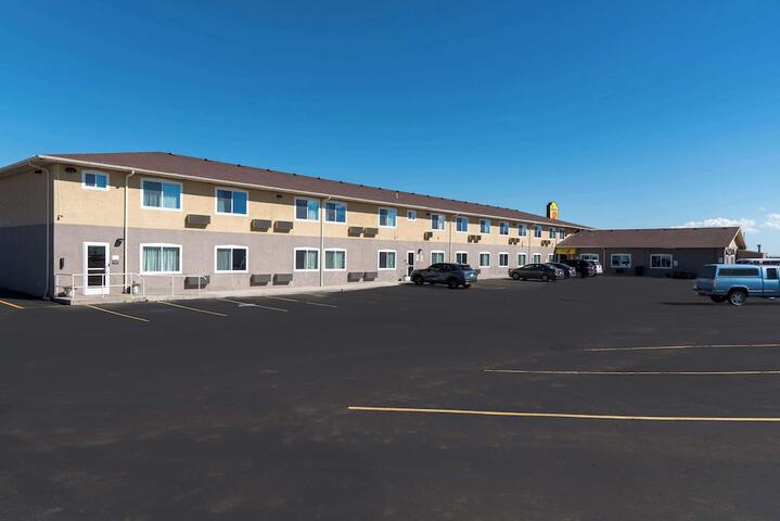 Super 8 by Wyndham Alamosa