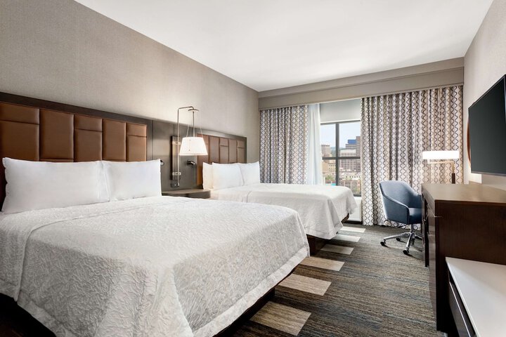 Room 21 of 36