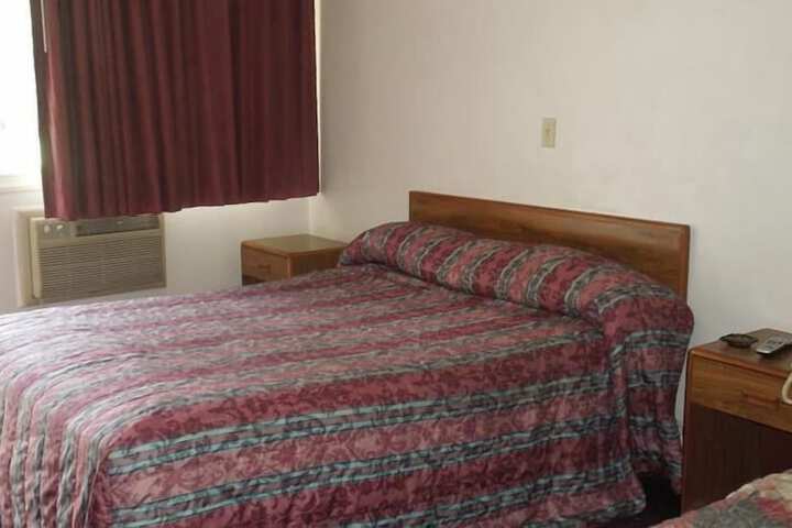 Room 14 of 30