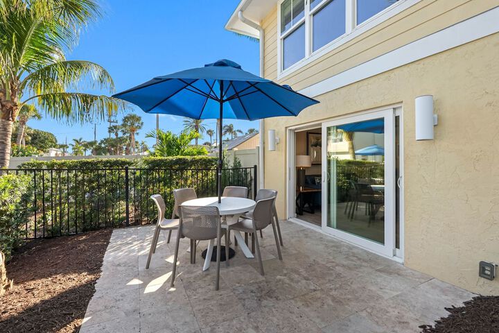 Escape Coastal Resort on Casey Key