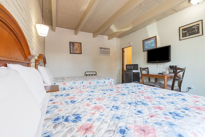 Room 26 of 78