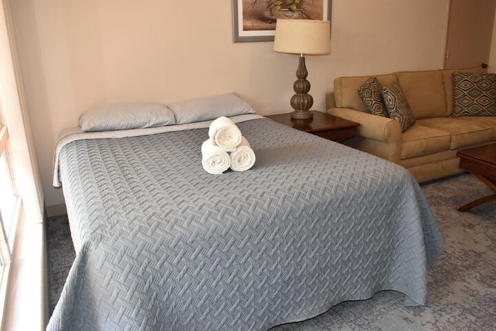 Room 35 of 118