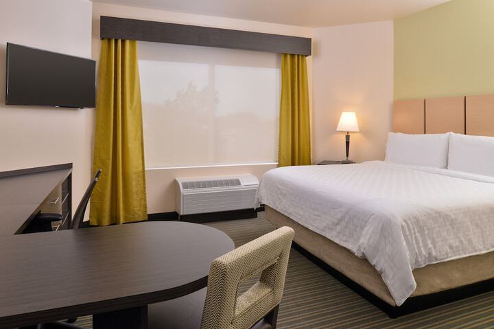 Room 42 of 64