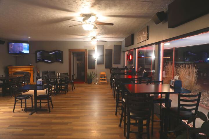Raine Motel