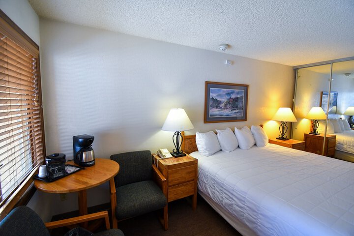 Inn at SilverCreek