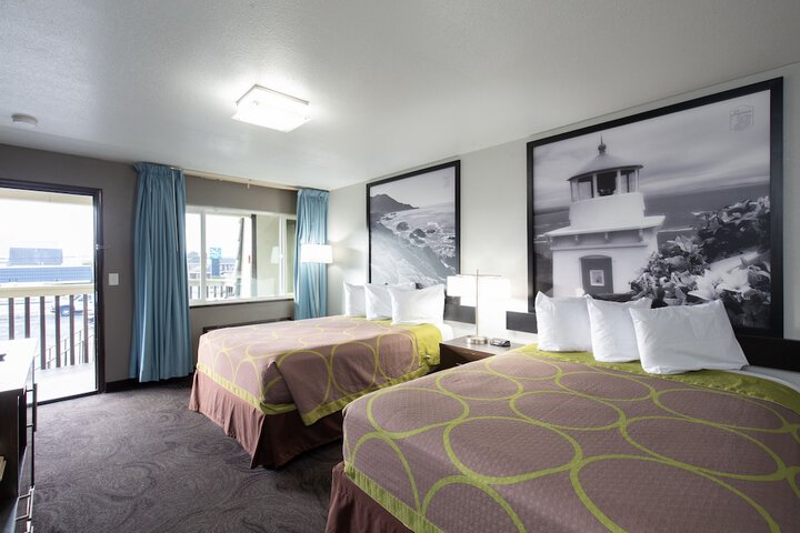 Room 20 of 35