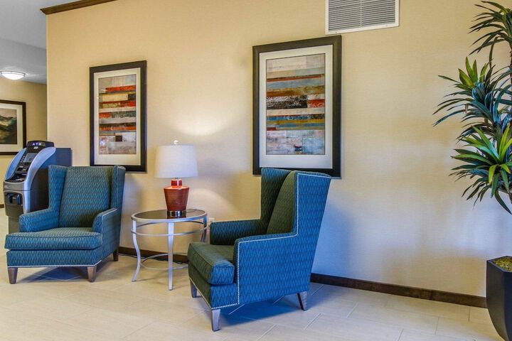 Hotel Interior 7 of 26