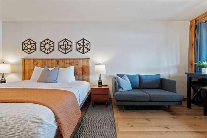 Room 100 of 120