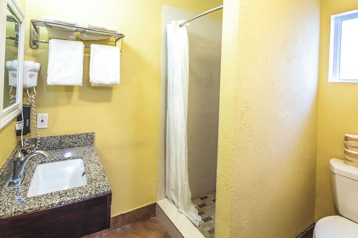 Room 62 of 89