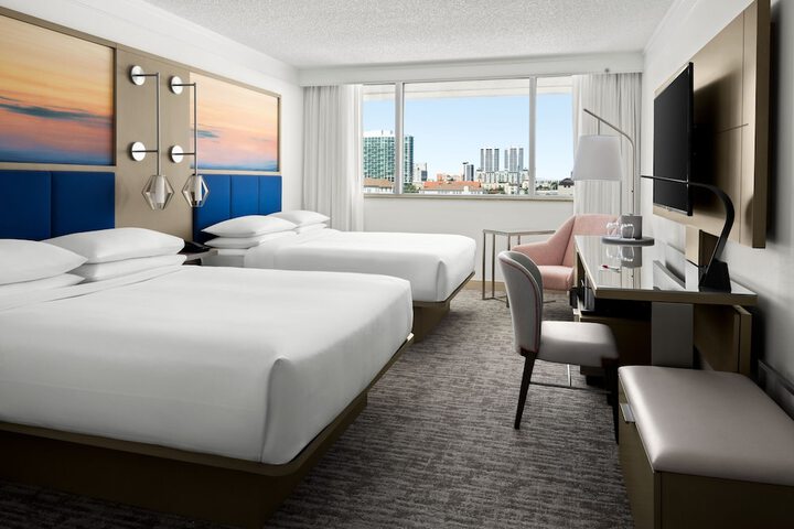 Room 32 of 104