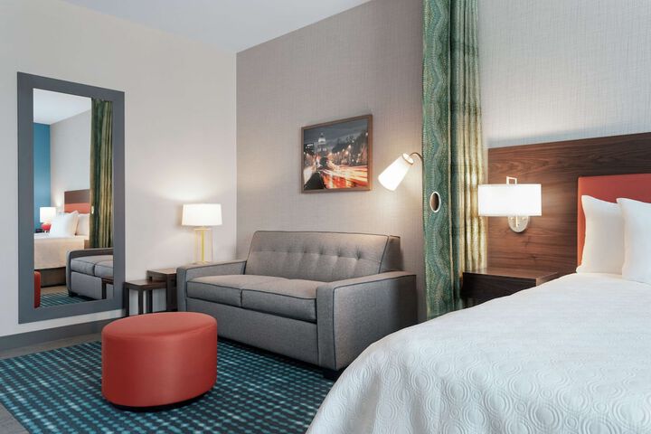 Room 16 of 39