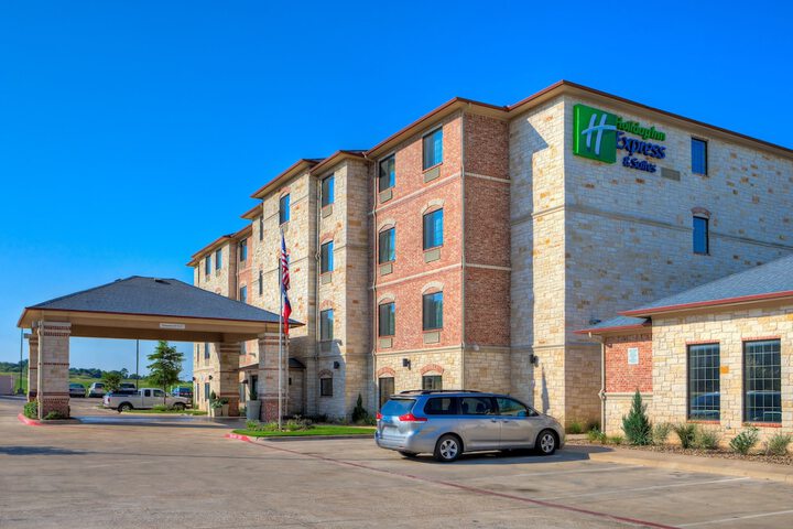 Hotel 2 of 34