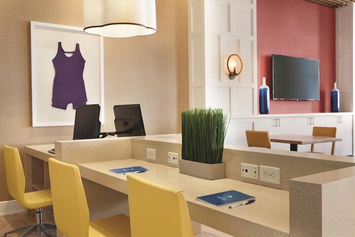 Hyatt House Virginia Beach / Oceanfront