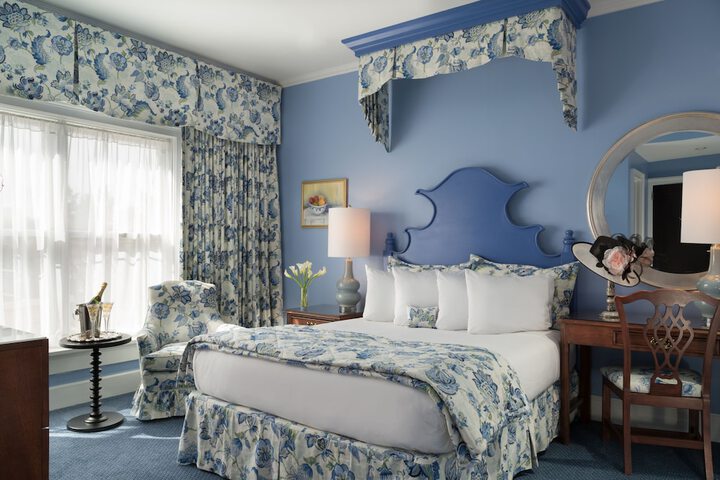 Room 15 of 40