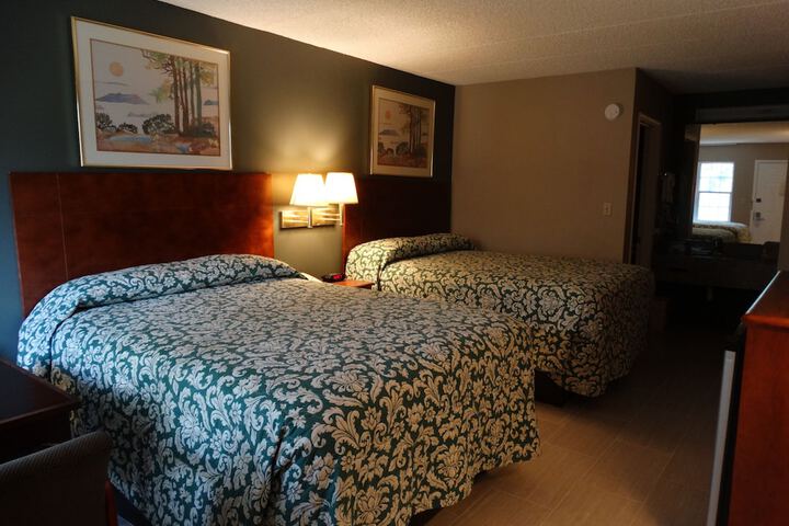 Room 14 of 20