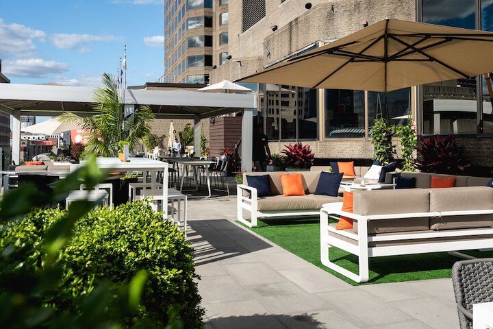 DoubleTree by Hilton Montreal
