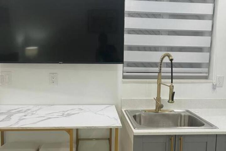 Stunning Deluxe Studio