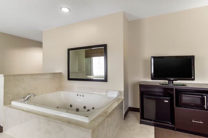 Sleep Inn & Suites Allendale