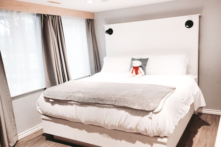 Room 47 of 190
