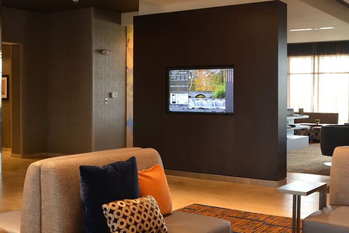 Courtyard by Marriott Youngstown Canfield