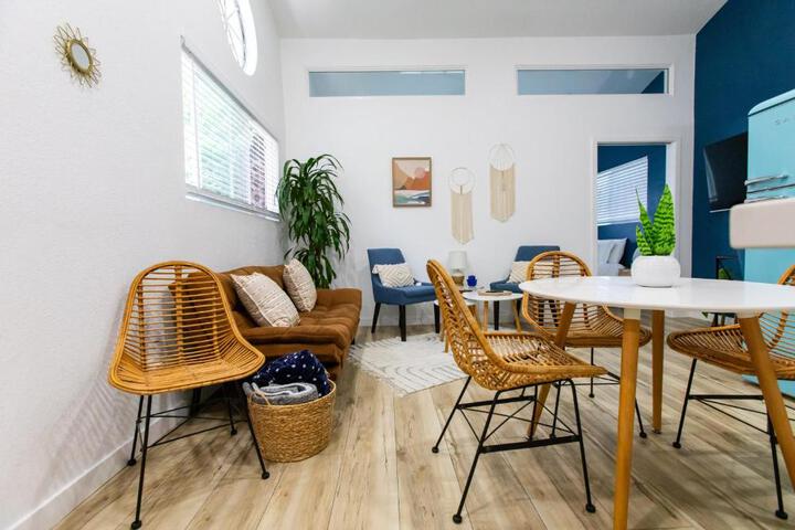 Stylish Casita min from the beach !