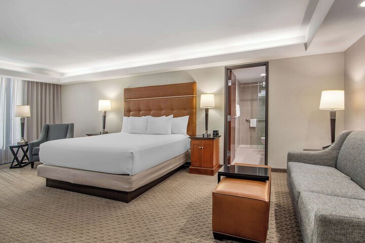 Room 16 of 67