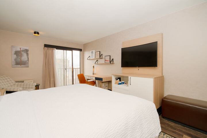 Room 21 of 66
