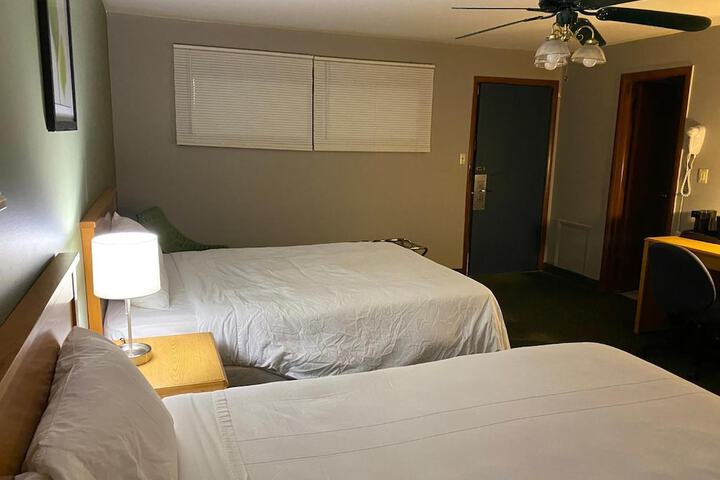 Room 34 of 50