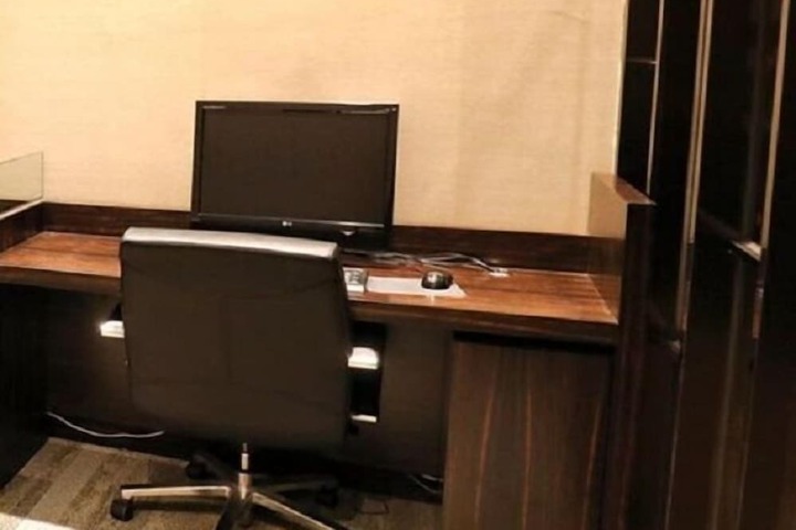 Hampton Inn & Suites Center